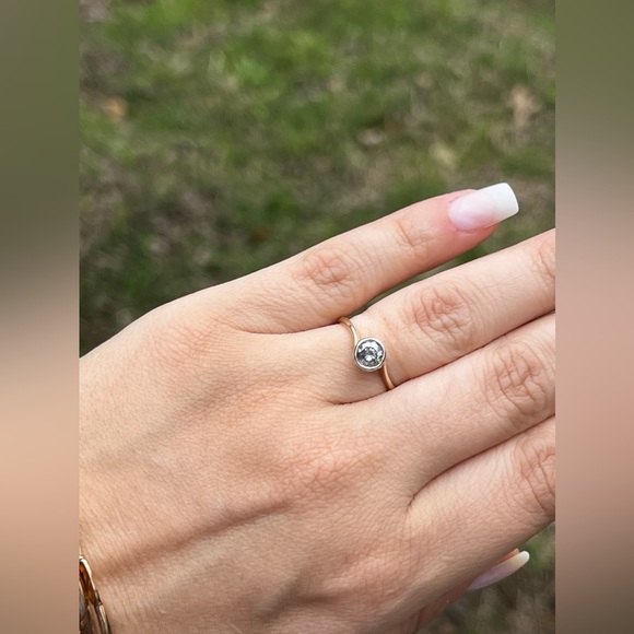 14k & Diamond Solitaire Engagement Ring - Picture 8 of 9